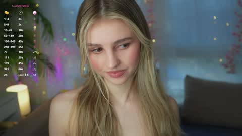 Adeline online show from 01-27-25, 08:29