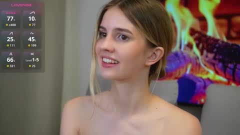 Adeline online show from 12-04-25, 06:16