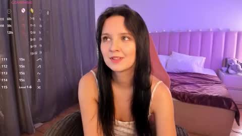 Snapshot of fluffy_waffles chatting on 01-19-26, 04:22 LilLisa online show from 01-19-26, 04:22