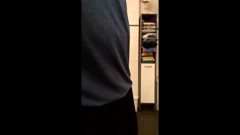 fluffybutt_ online show from 05-22-26, 10:59