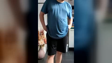 fluffybutt_ online show from 06-17-26, 05:47