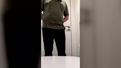 fluffybutt_ online show from 06-19-26, 08:29