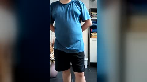 fluffybutt_ online show from 07-14-26, 05:29