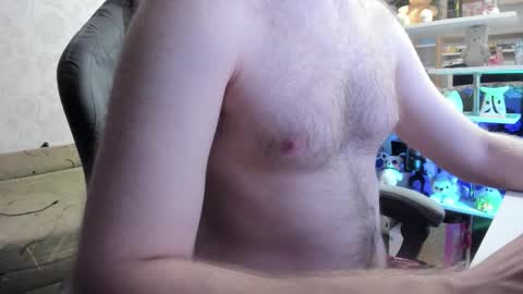 fluffycat  online show from 10-08-25, 03:31