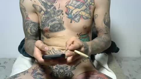 Snapshot of flylen chatting on 01-15-25, 07:01 flylen online show from 01-15-25, 07:01