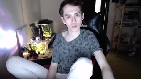 Alex online show from 03-11-26, 05:19