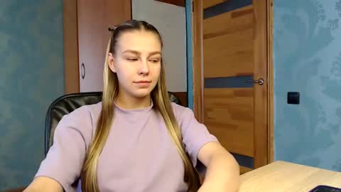 Snapshot of fofhcf chatting on 02-07-25, 10:08 Molli Ready for any play with you. Hottest show in pvt Help a student earn big tokens online show from 02-07-25, 10:08