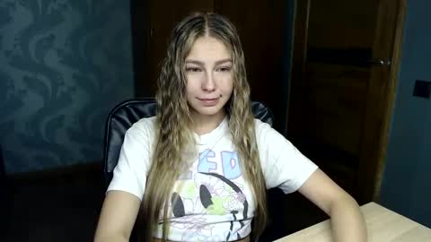 Snapshot of fofhcf chatting on 02-26-25, 11:37 Molli Ready for any play with you. Hottest show in pvt Help a student earn big tokens online show from 02-26-25, 11:37