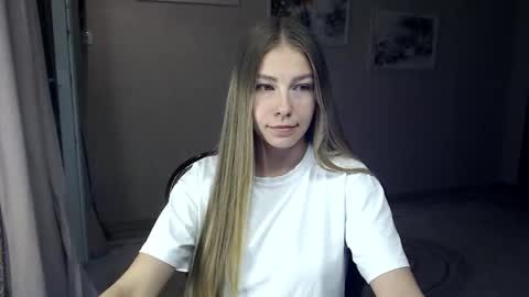 Snapshot of fofhcf chatting on 09-22-25, 08:44 Molli Ready for any play with you. Hottest show in pvt Help a student earn big tokens online show from 09-22-25, 08:44