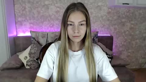 Snapshot of fofhcf chatting on 11-27-25, 06:54 Molli Ready for any play with you. Hottest show in pvt Help a student earn big tokens online show from 11-27-25, 06:54