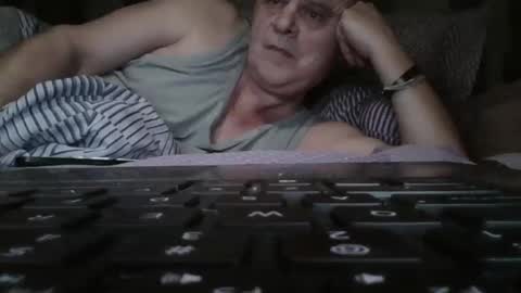 fofodi online show from 12-21-25, 08:38