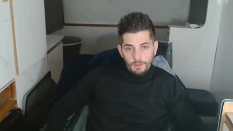 independent model online show from 11-26-25, 03:35