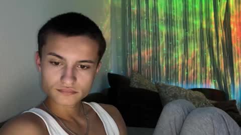 foooxxxi online show from 09-16-25, 06:31