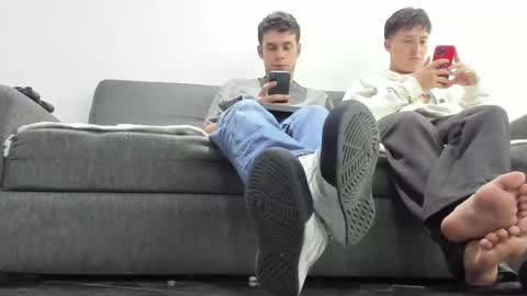 Snapshot of foot_master777 chatting on 09-12-25, 03:50 foot_master777 online show from 09-12-25, 03:50