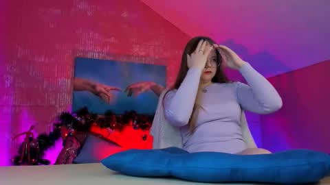 Molly online show from 12-20-25, 02:57