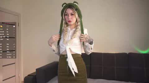 Flair online show from 11-10-25, 06:12