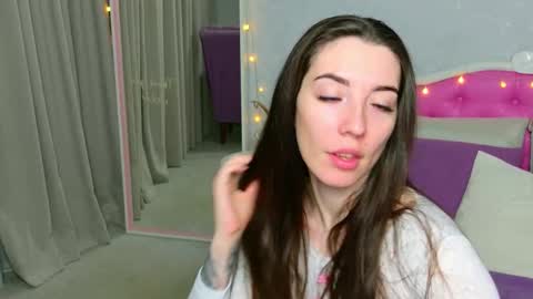 Snapshot of foryoureyesonly__ chatting on 11-13-25, 01:26 Lily online show from 11-13-25, 01:26