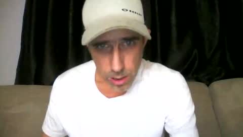 Snapshot of fouraide42 chatting on 03-15-26, 05:24 fouraide42 online show from 03-15-26, 05:24