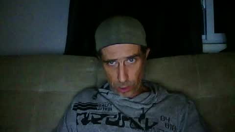 Snapshot of fouraide42 chatting on 06-26-26, 08:19 fouraide42 online show from 06-26-26, 08:19