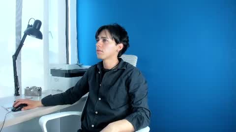 .  FOX WHITE .  online show from 07-06-26, 07:05