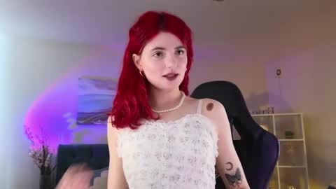 Charlotte  please dont forget to thumbs up me  online show from 05-18-26, 03:13