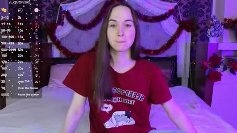 Snapshot of foxxy_girl_ chatting on 01-11-26, 04:56 andice online show from 01-11-26, 04:56