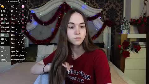 Snapshot of foxxy_girl_ chatting on 01-12-26, 11:26 andice online show from 01-12-26, 11:26