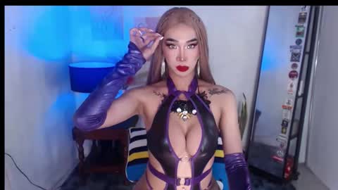 foxy_goddess online show from 11-02-25, 04:15