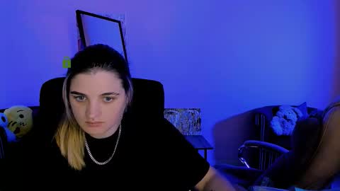 foxy_tease_ online show from 10-19-25, 07:03