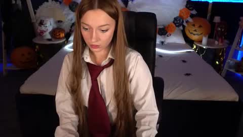 Maya online show from 11-01-25, 09:28