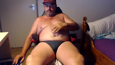 Snapshot of fraboys chatting on 07-20-26, 06:17 Fraboys online show from 07-20-26, 06:17