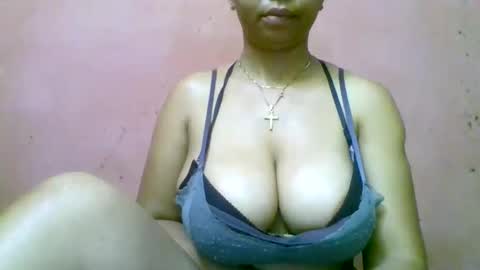 fracisca2204 online show from 11-13-25, 04:22