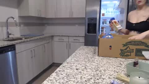 Snapshot of fragilemasochist chatting on 01-30-25, 04:13 Angel online show from 01-30-25, 04:13