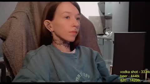 fran_bow online show from 10-15-25, 02:11