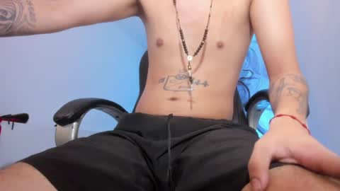 Snapshot of fran_boy_ chatting on 06-02-26, 03:30 Fran online show from 06-02-26, 03:30