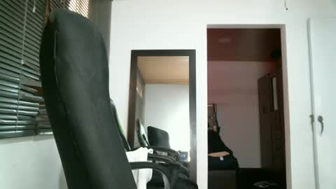 franccesco_699 online show from 10-13-25, 06:08