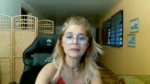 francelune online show from 04-24-26, 01:57