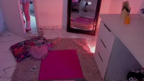 francesca_7 online show from 03-10-25, 04:57