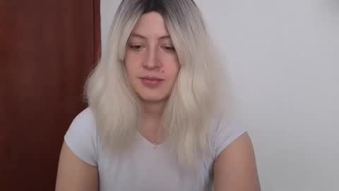 Francesca online show from 05-05-26, 06:27