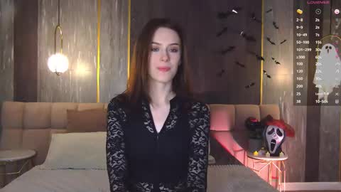 Snapshot of francesday chatting on 10-29-25, 05:20 Frances online show from 10-29-25, 05:20
