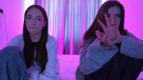 Marybrown eye Katy gray eye online show from 02-04-26, 12:00