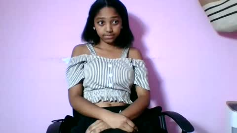 Snapshot of francia333068 chatting on 06-14-26, 05:09 francia333068 online show from 06-14-26, 05:09