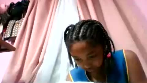 Snapshot of francia333068 chatting on 07-17-26, 04:30 francia333068 online show from 07-17-26, 04:30