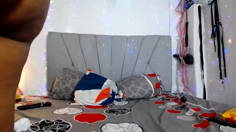 francihot4 online show from 12-14-25, 01:22