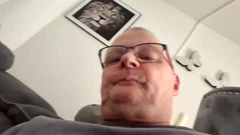 Snapshot of franciscomalin chatting on 03-08-26, 01:59 franciscomalin online show from 03-08-26, 01:59