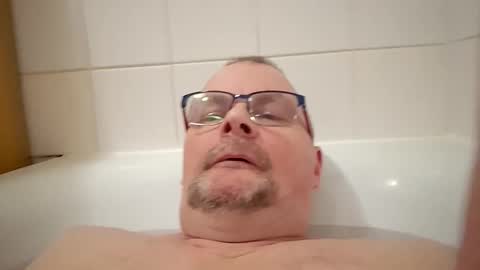 Snapshot of franciscomalin chatting on 03-22-26, 05:27 franciscomalin online show from 03-22-26, 05:27