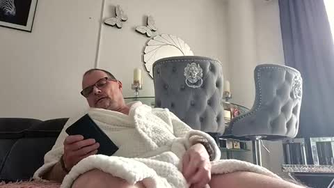 Snapshot of franciscomalin chatting on 05-18-26, 04:35 franciscomalin online show from 05-18-26, 04:35