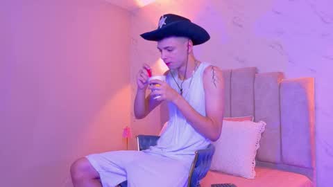 Franco online show from 10-22-25, 03:07