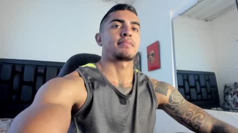 Snapshot of franco_ruiz_ chatting on 12-13-24, 03:43 franco online show from 12-13-24, 03:43