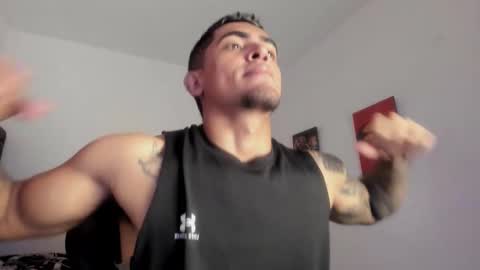 Snapshot of franco_ruiz_ chatting on 02-12-26, 01:39 franco online show from 02-12-26, 01:39